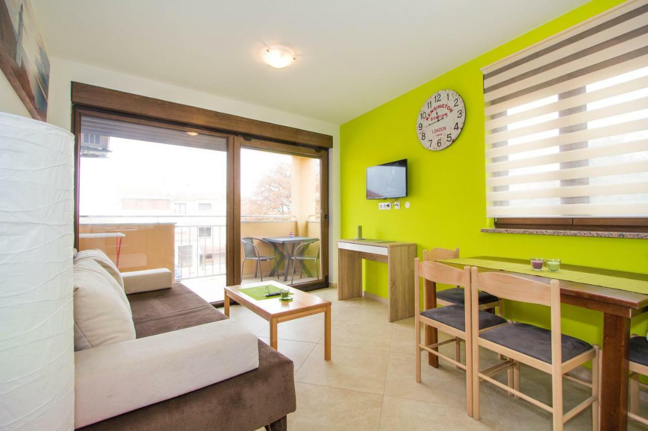Apartments Jukic Porec Exterior photo