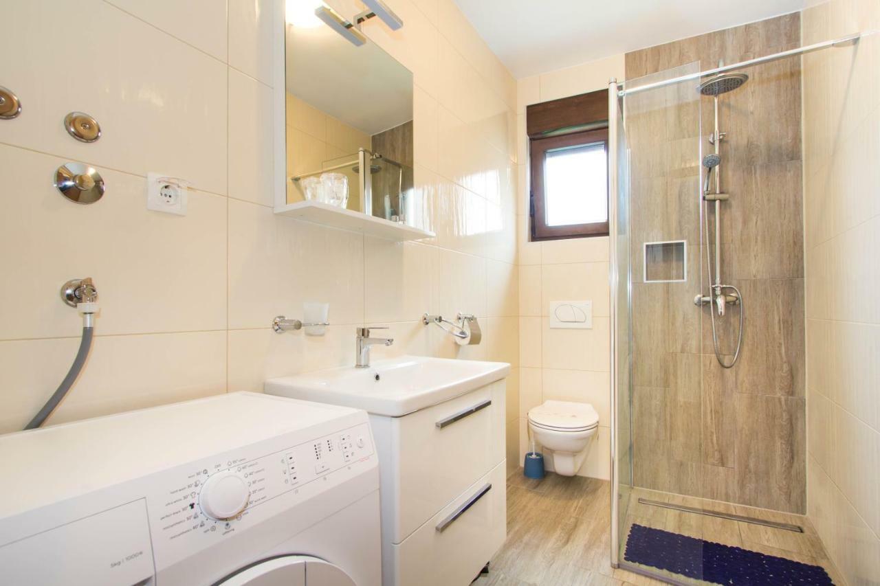 Apartments Jukic Porec Exterior photo